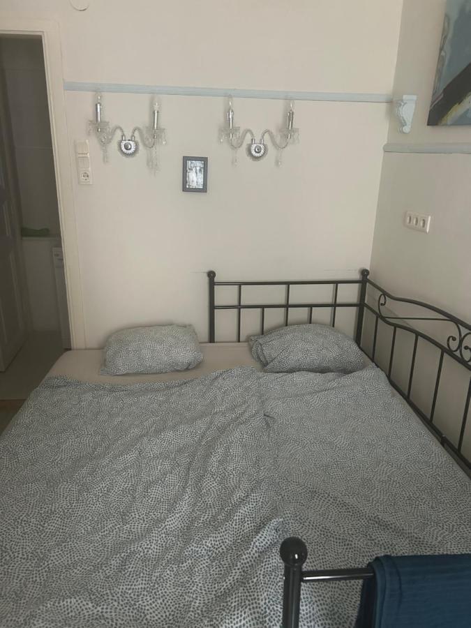 Barbie Baroque Appartement Boedapest Buitenkant foto